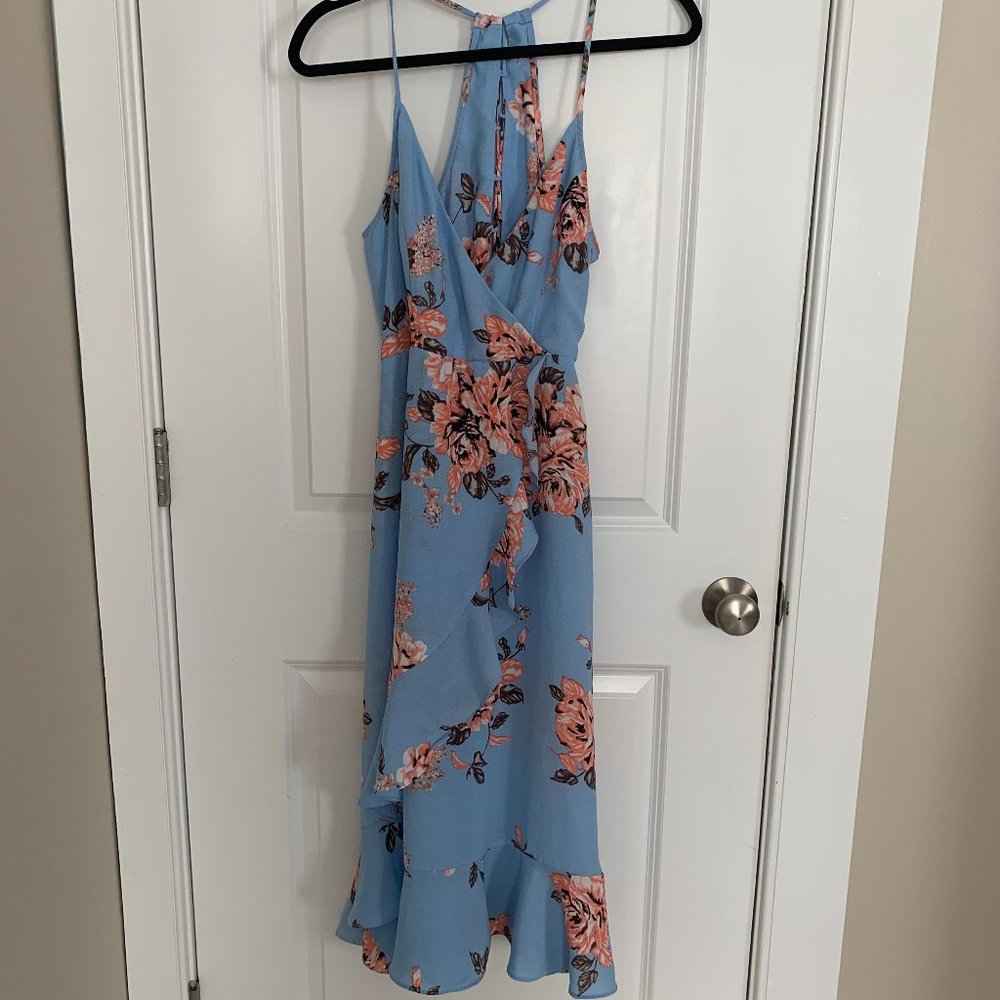 Lulus floral wrap midi dress, great condition!